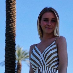 Meet your Posher, Kristina